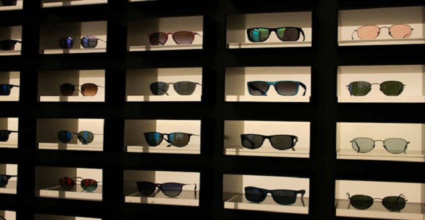 The Ultimate Guide to Choosing the Perfect Glasses for Your Face Shape