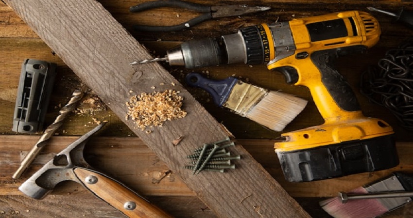Power Tools vs. Hand Tools: Which One Do You Really Need